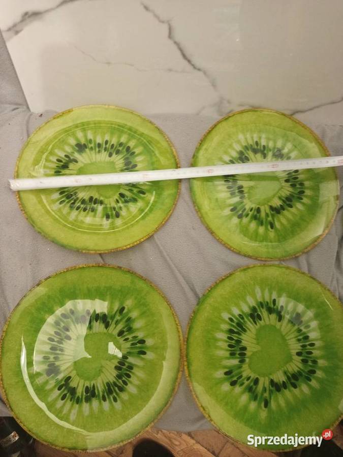 Piękny kolekcjonerski zestaw zielonych talerzy Kępno