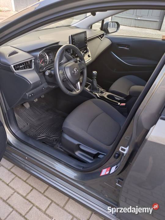 Sprzedam samochód Toyota Corolla 15 benzyna Warszawa