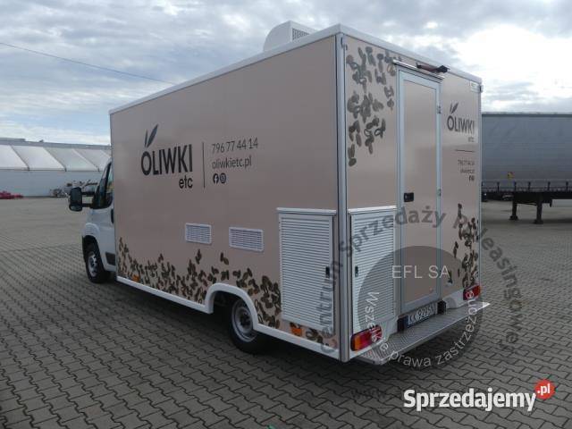 AUTOSKLEP FOOD TRUCK PEUGEOT BOXER 22 BLUEHDI manualna Magnice