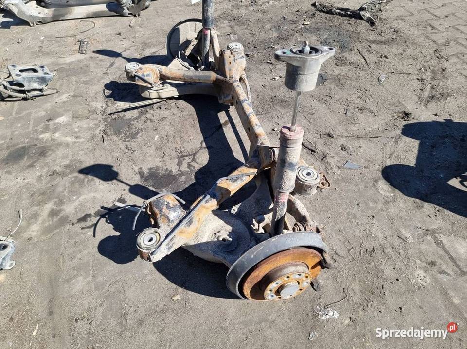 BELKA SANKI TYŁ AUDI A4 B6 osobowe