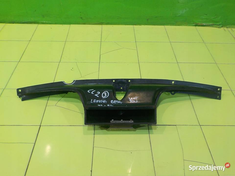 LANCIA BETA 20 B 83r COUPE 2D oslona pasa przod osobowe Pasy przednie i tylne Suków