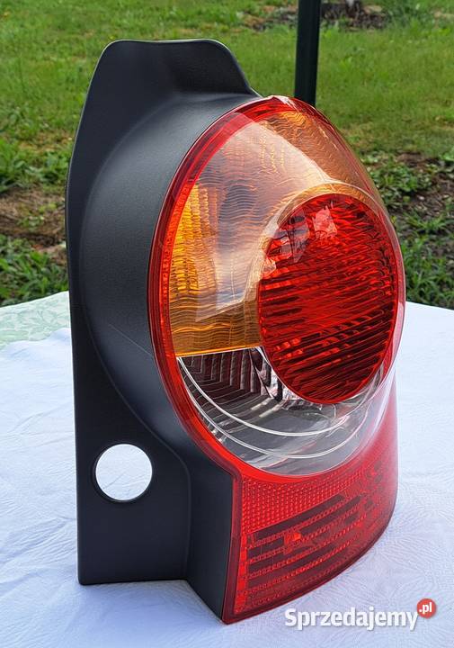 LAMPA TYŁ TYLNA PRAWA RENAULT MODUS i 0408 osobowe Mielęcin