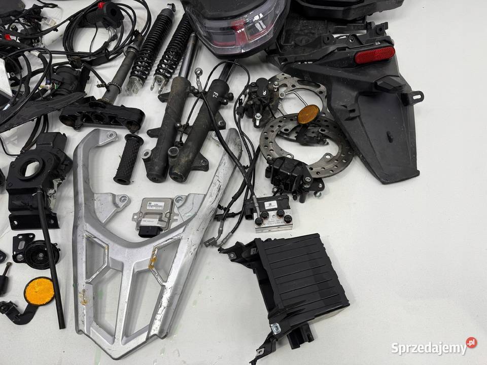 TŁUMIK KOŁO FELGA LAMPA LICZNIK AMORTYZATOR Chełm sprzedam