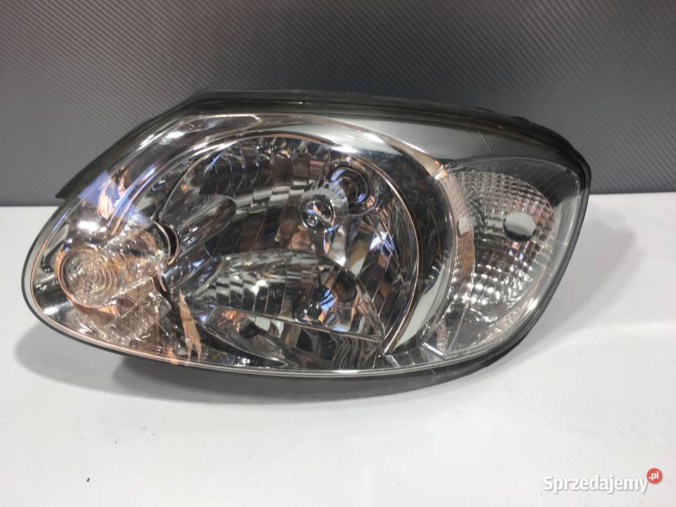HYUNDAI ACCENT LEWA LAMPA PRZÓD Lewe