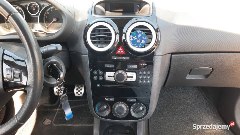 Opel Corsa 12 16V Benzyna Klima Alu ABS Kraśnik
