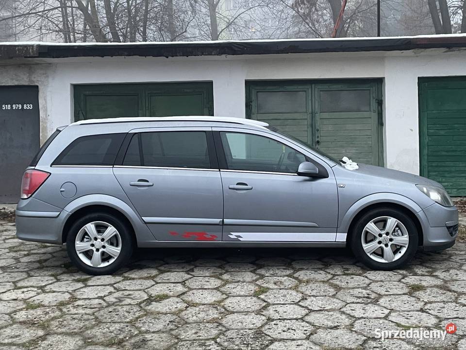Opel Astra 20t 170 Turbo Klima Tempomat Skóra Rok produkcji 2004 Opel Będzin