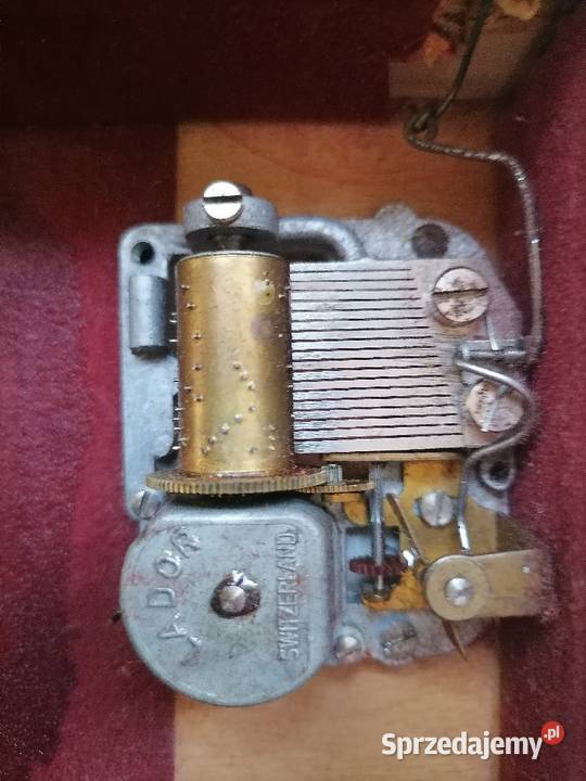 Stara szkatułka z pozytywką Szwajcaria z lat 30