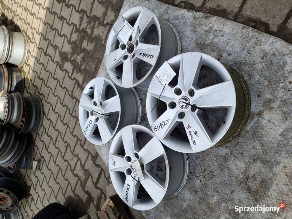 FELGA ALUMINIOWA 16 SKODA OCTAVIA III 5E0601025H kujawsko-pomorskie Lipno