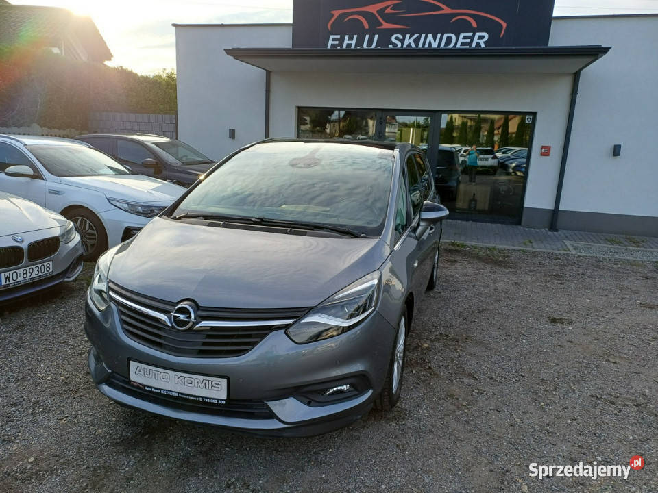 Opel Zafira Panorama Navi KameraGrzaneFotele czujnik zmierzchu sprzedam