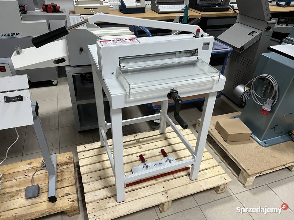 Gilotyna do cięcia papieru Ideal 4305 Produkcja Radom sprzedam
