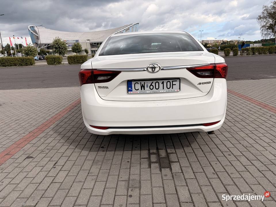 Toyota Avensis 2015 FL 20 diesel 143 Avensis kujawsko-pomorskie Włocławek