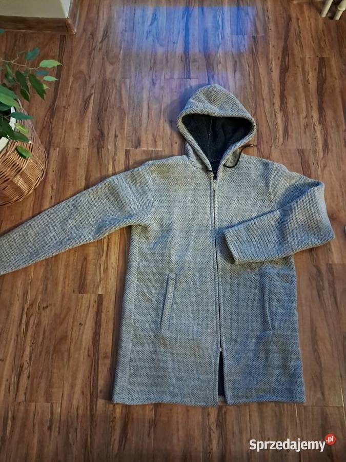 nowy dzianinowy ocieplany płaszczyk rozmiar ML szary/srebrny Sandomierz