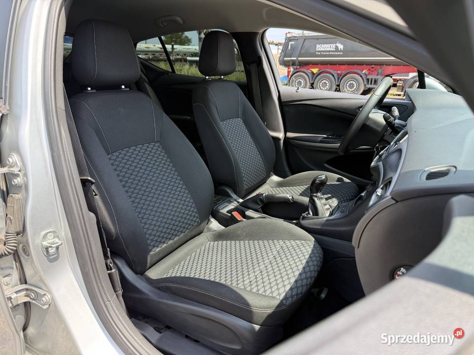 Opel Astra 14 BENZYNAGAZ Salon Polska Konin