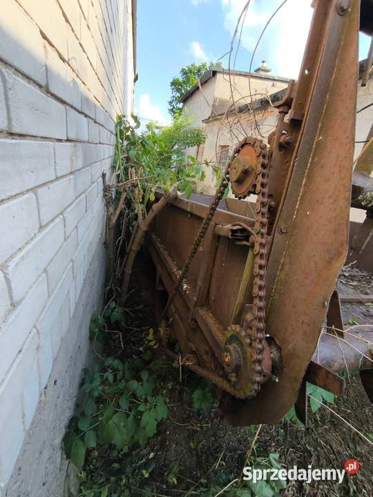 Rozrzutnik Jednoosiowy Agromet N218 Rozrzutniki obornika mazowieckie