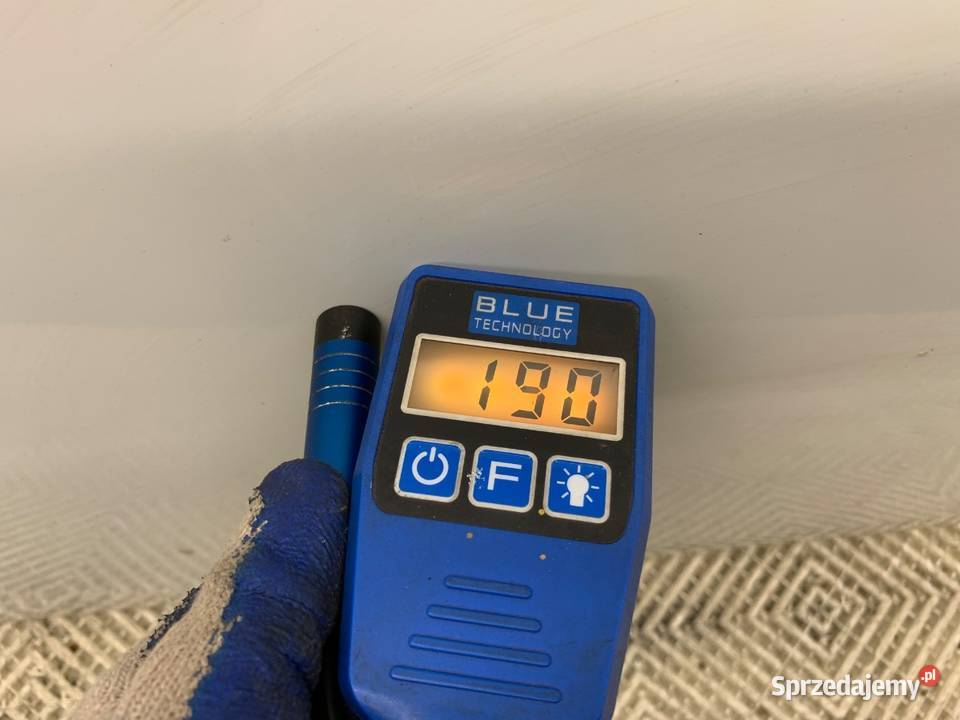 MASKA RENAULT TWINGO II Hatchback POKRYWA