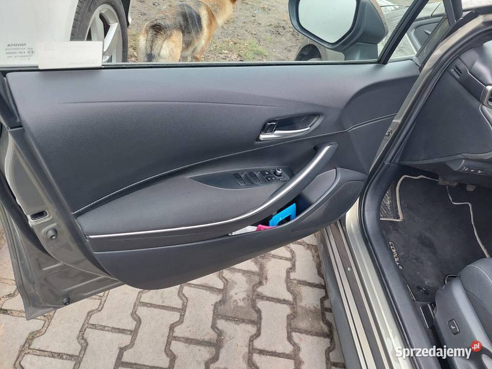 Toyota Corolla 18 hybryda radio mazowieckie Izabelin C