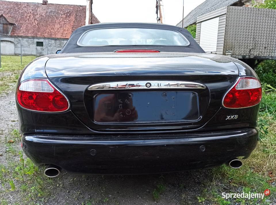 Jaguar XK8 Convertible 40 V8 uszkodzony sprzedam