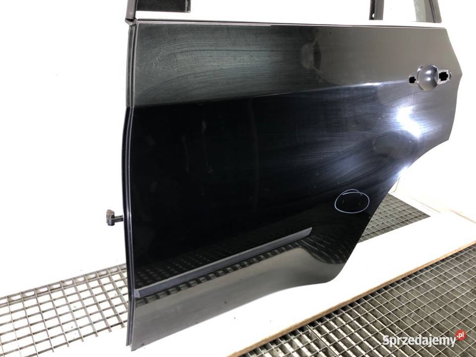 DRZWI LEWY TYŁ BMW E70 SUV 0613