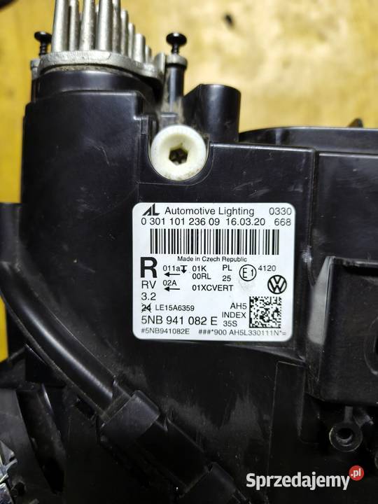 Sprzedam dwie lampy Volkswagen Tiguan R line Lampy przednie Krosno sprzedam