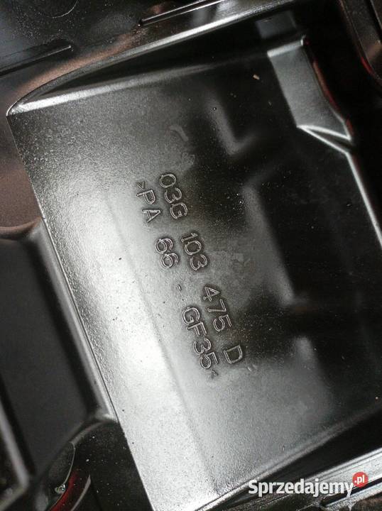 POKRYWA ZAWORÓW 03G103475D 19 TDI VW Volkswagen Rok produkcji 2008 Głowice cylindrów