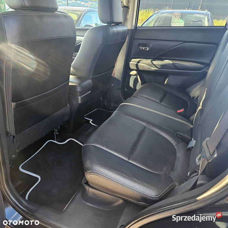 Mitsubishi Outlander 20 4x4 plug on ekonomiczny Kutno