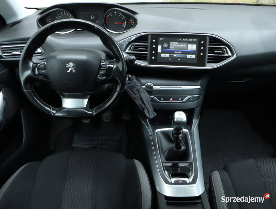 Peugeot 308 12 eTHP bluetooth Piaseczno