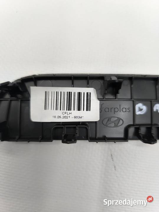 LISTWA ZAŚLEPKA NAWIGACJI HYUNDAI BAYON