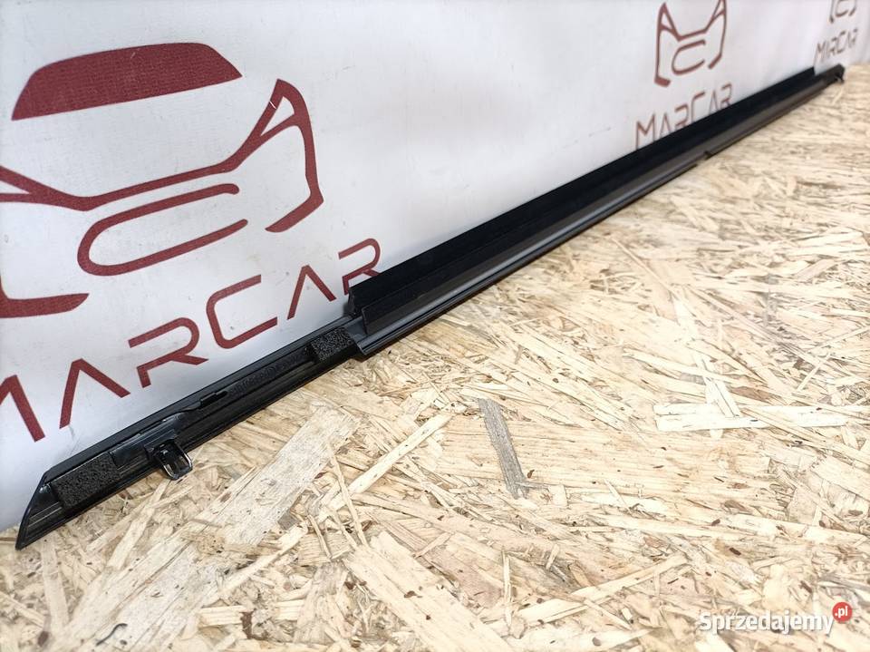 MAZDA CX3 16 LISTWA ZGARNIAJĄCA DRZWI PRAWY Pleszew