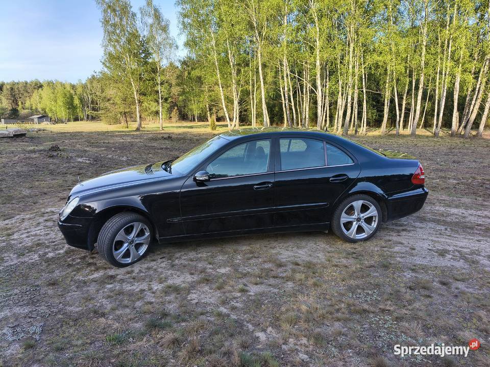 Mercedes w 211 Rok produkcji 2003 mazowieckie Otwock