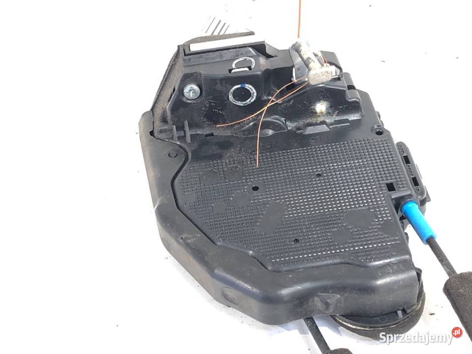 ZAMEK DRZWI LEWY TYŁ TOYOTA COROLLA E21 Kombi