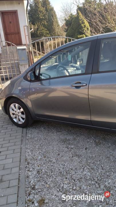 Toyota Yaris II salon Polska dolnośląskie Wrocław sprzedam