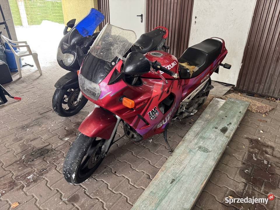 Suzuki GSX F750 2 sztuki łańcuch Warszawa