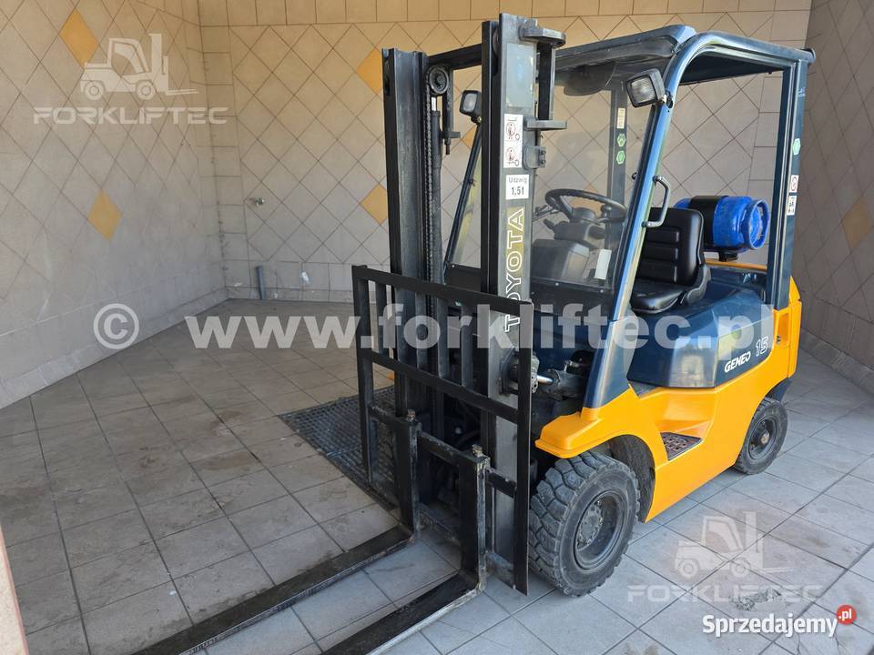 Wózek Widłowy TOYOTA 7FG15 Wózki Widłowe TOYOTA