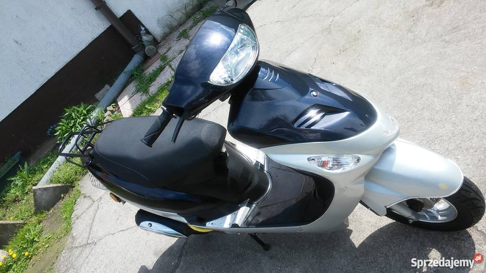 Sprzedam skutera 50 2010r mały przebieg 49cm3 wielkopolskie Rawicz