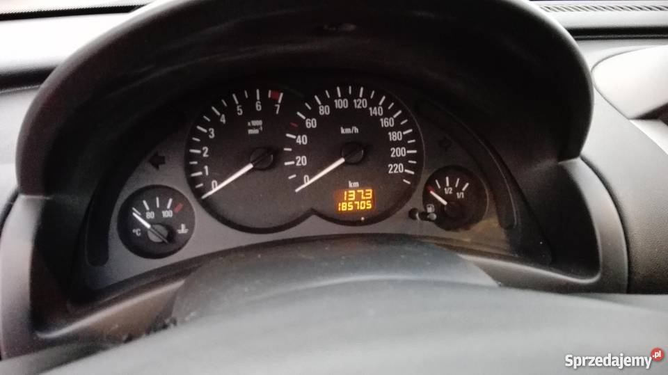 Opel Corsa C 2004 r 12 benzyna klimatyzacja benzyna Poznań