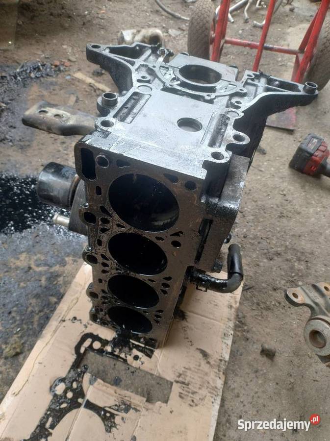 Silnik Blok RF7J 20 143 Mazda 5 Cr Czytaj Opis Blok silnika Elbląg