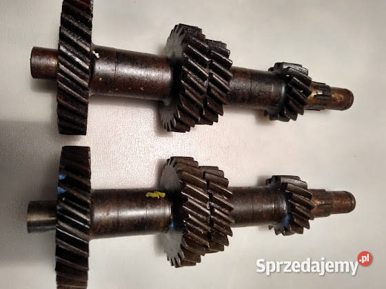 Wałek pośredni choinka Fiat 125p Błaszki