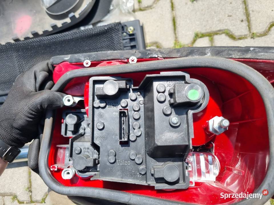 Audi TT 8N 8N0 8N0807421A Lampa Tylna Lewa Wkład lewe Skawina