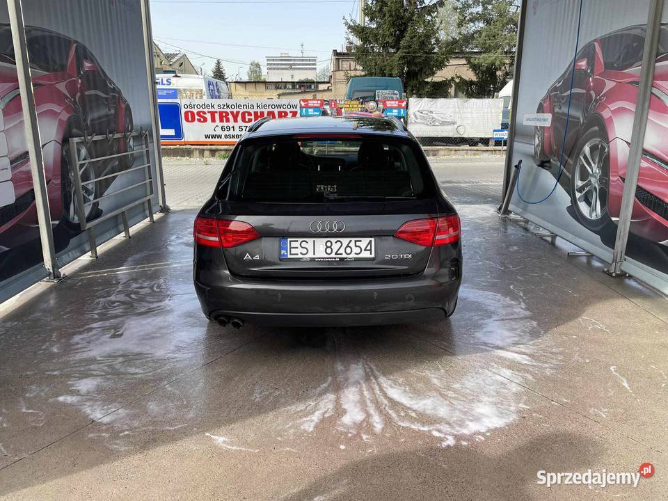 Sprzedam Audi A4 b8 kombi 136 koni nieuszkodzony Wieluń