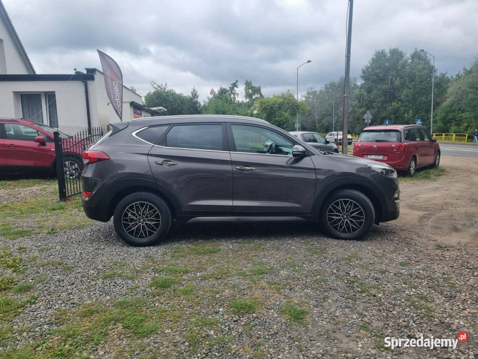Hyundai Tucson Salon I WŁ STYLE Książka relingi dachowe Szczecin