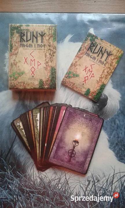 Karty tarota runy horoskop magia znaki