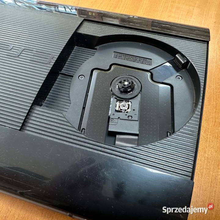 Konsola PlayStation 3 Super Slim pad Elbląg sprzedam