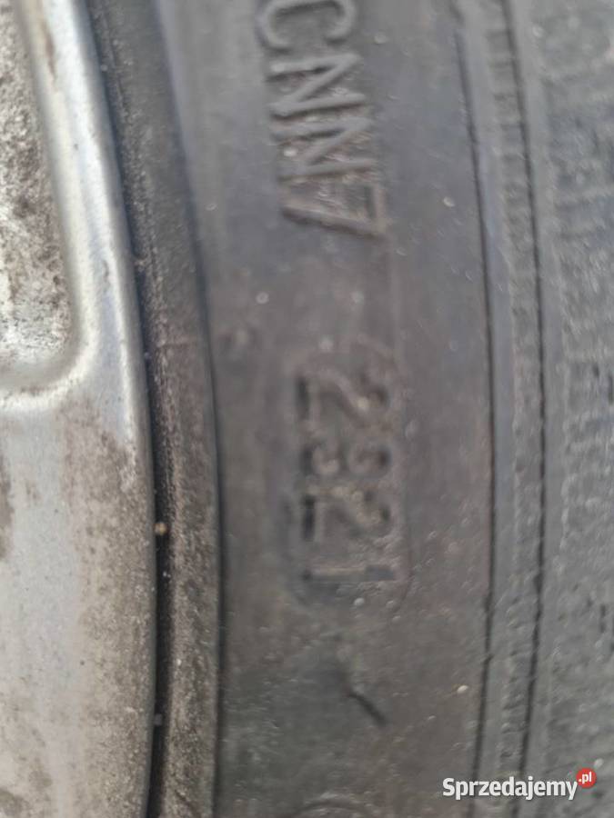 Felgi Alutec 17 z oponami 21550 R17 Złocieniec