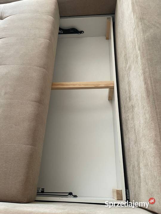 Narożnik z funkcją spania sprzedam