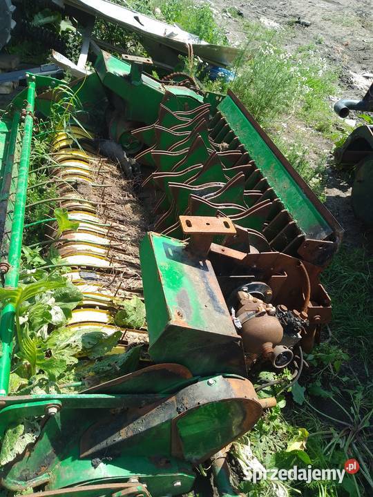 Podbieracz prasy John Deere z rotorem