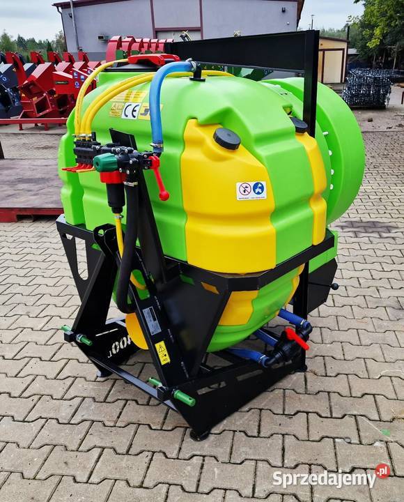 Opryskiwacz sadowniczy zawieszany 400 litrów do Białobrzegi