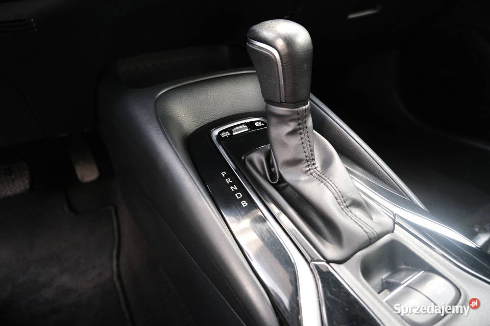 TOYOTA COROLLA 2023 179800 ccm 98 Warszawa sprzedam