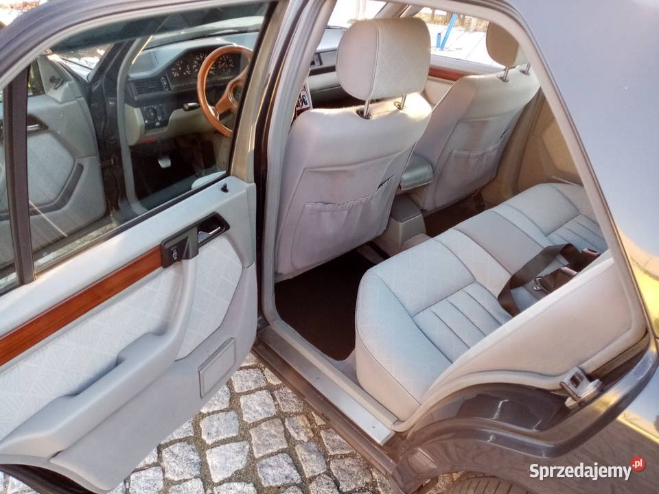 MercedesBenz W124 wąska listwa 25D Klimael4x Limanowa