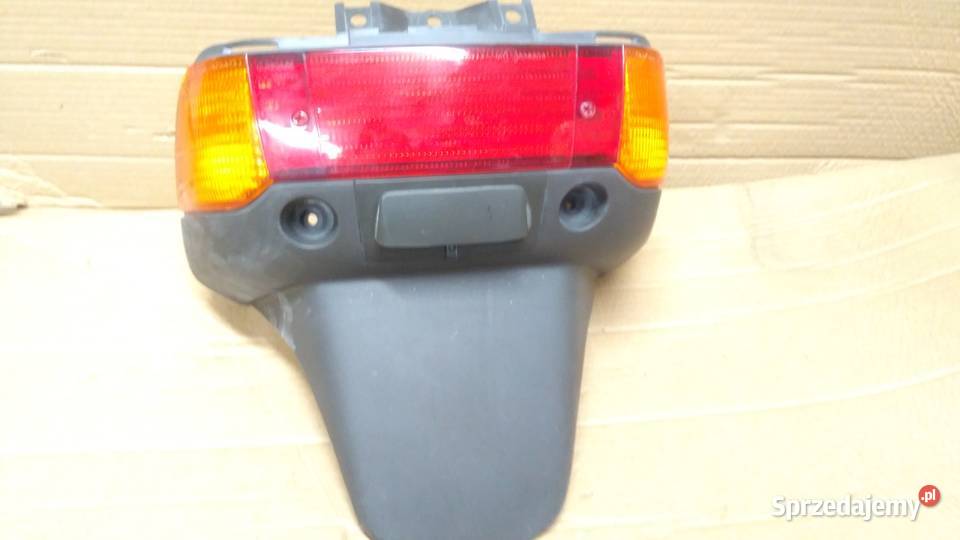 Lampa tył błotnik TRIOM Piaggio Sfera OEM Bielsk Podlaski