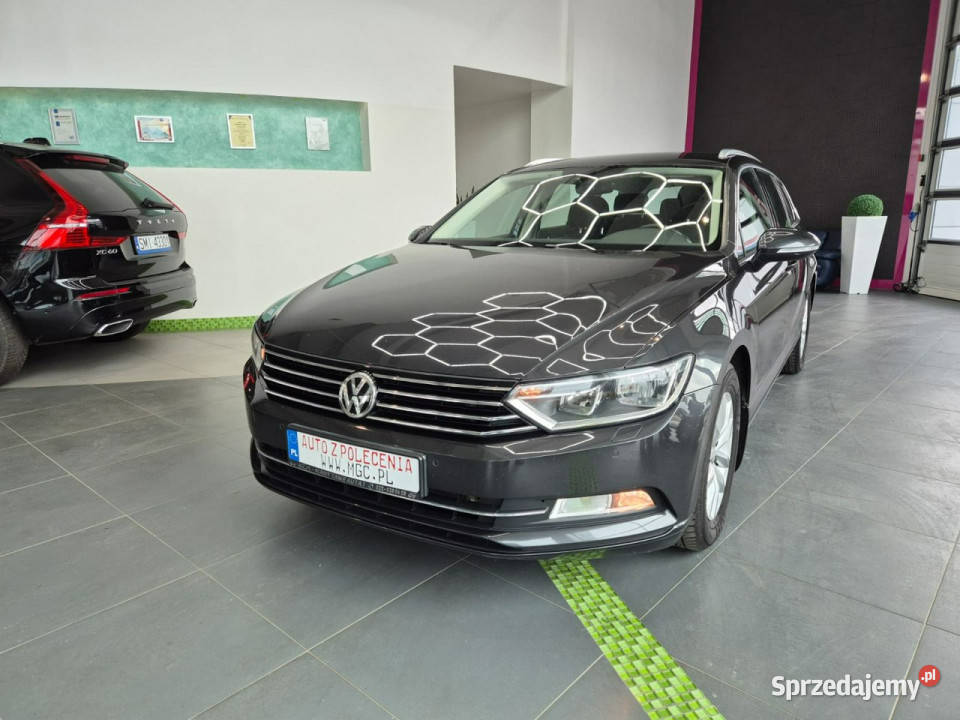 Volkswagen Passat Volkswagen Passat B8 B8 ogrzewanie postojowe śląskie Łaziska Górne